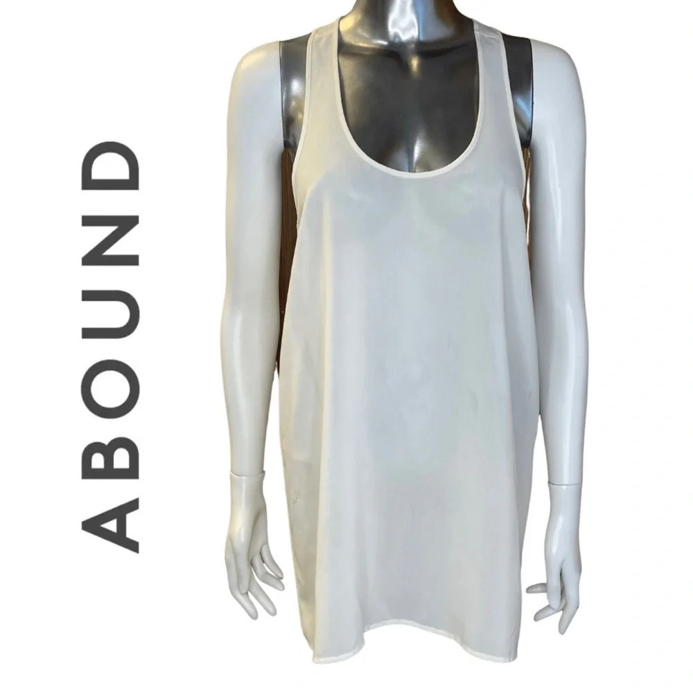 🛍️3/$40 Abound Cream Sleeveless Racerback Long Tunic Top Size Medium